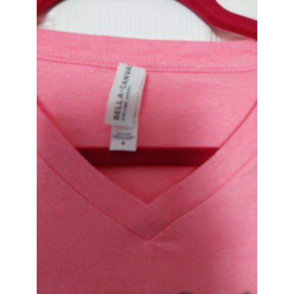 She Acts Like Madonna But Listens To Merle Womens Bella+Canvas Pink V-Neck T-Shi - Picture 2 of 3